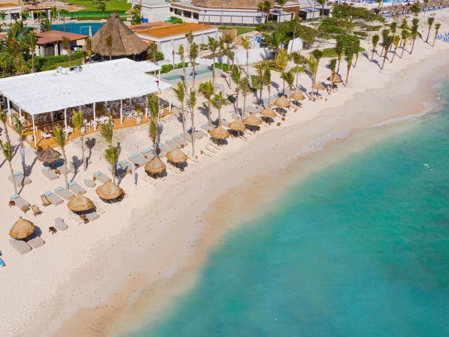 Casa Blanca By The Caribbean Sea Lägenhet Akumal Exteriör bild
